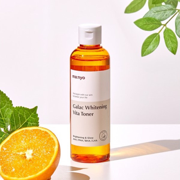 Manyo Мультивитаминный тонер для уставшей, тусклой кожи. Galac Whitening Vita Toner 210 мл — фото 2